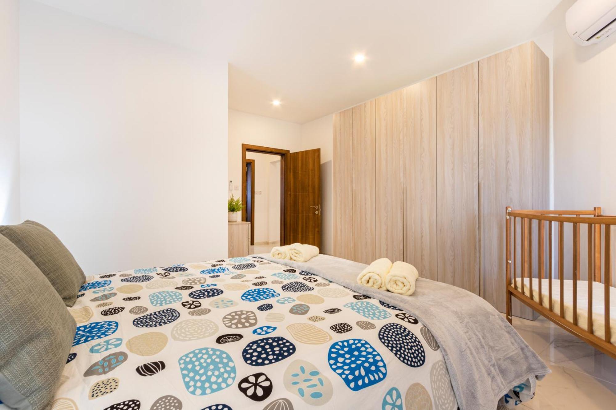 H2 -Modern And Spacious 3 Bedroom Apartment San Ġwann Exteriör bild