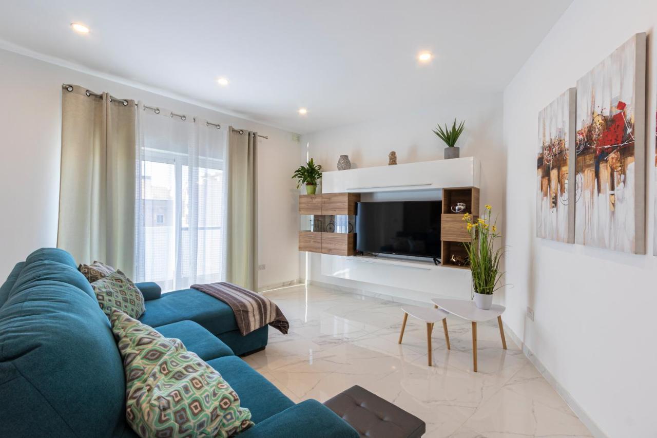 H2 -Modern And Spacious 3 Bedroom Apartment San Ġwann Exteriör bild