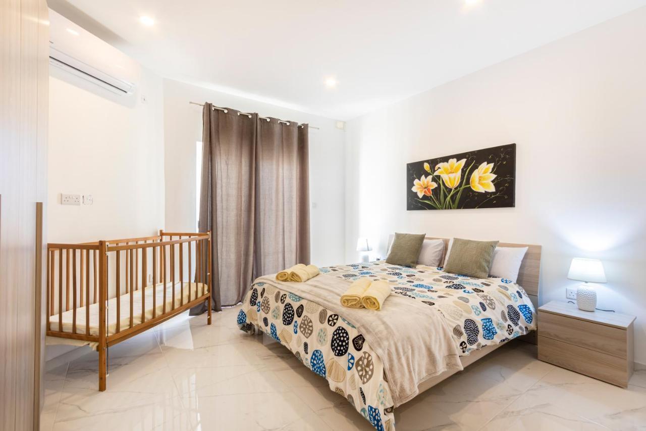 H2 -Modern And Spacious 3 Bedroom Apartment San Ġwann Exteriör bild