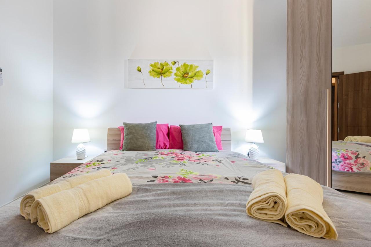 H2 -Modern And Spacious 3 Bedroom Apartment San Ġwann Exteriör bild