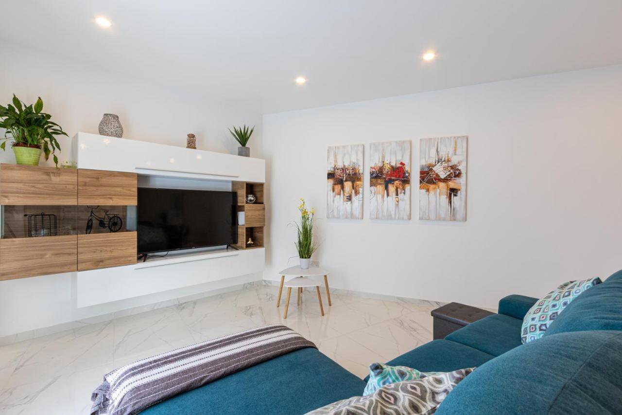H2 -Modern And Spacious 3 Bedroom Apartment San Ġwann Exteriör bild