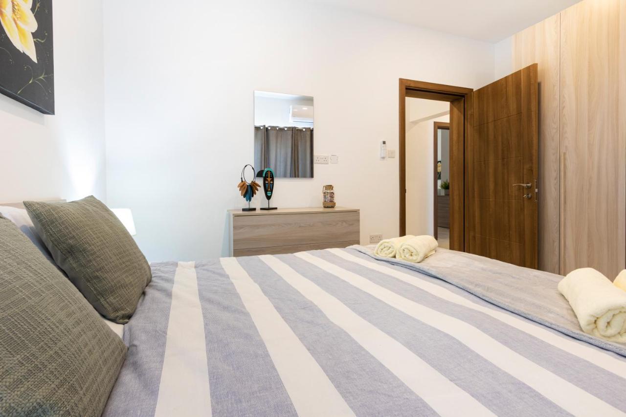 H2 -Modern And Spacious 3 Bedroom Apartment San Ġwann Exteriör bild