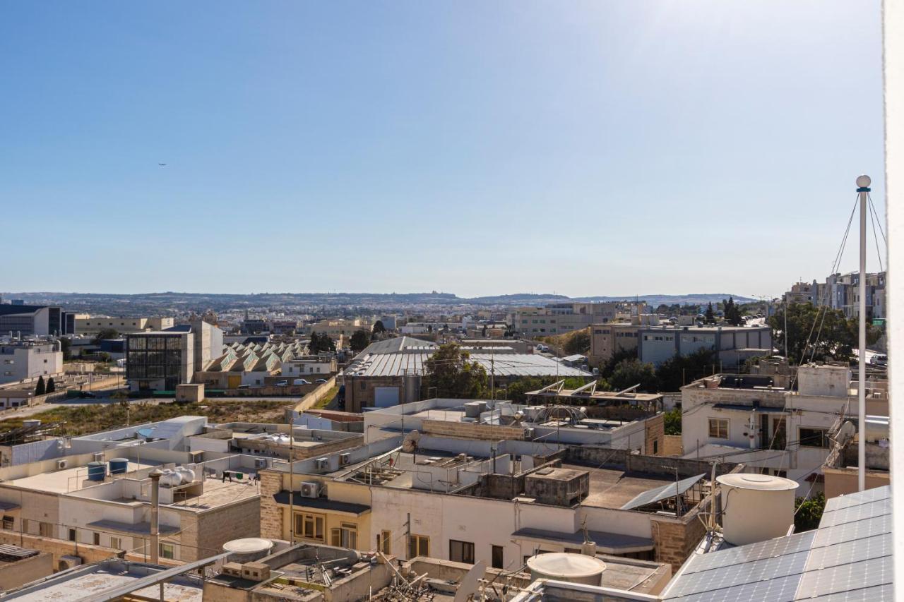 H2 -Modern And Spacious 3 Bedroom Apartment San Ġwann Exteriör bild